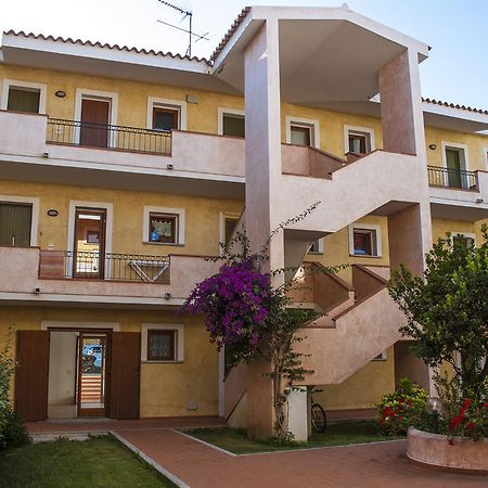 Residence Olimpo Santa Teresa Gallura Exteriör bild