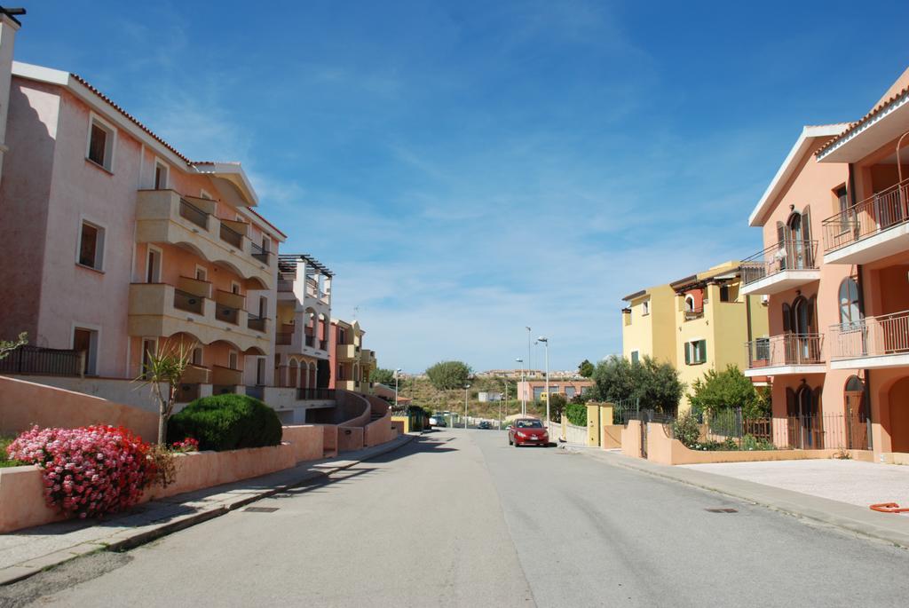 Residence Olimpo Santa Teresa Gallura Rum bild