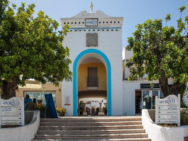 Residence Olimpo Santa Teresa Gallura Exteriör bild